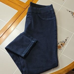 D &Company Navy Denim Women's Straight Leg Jeans. Stretch Waist Size 14